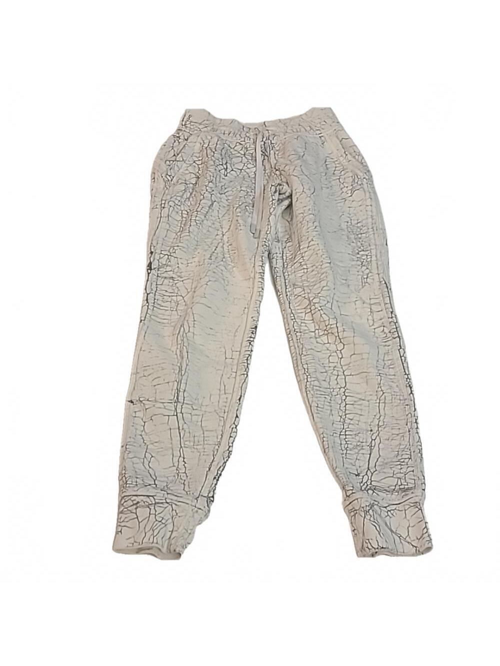 #278 Lululemon joggers size 2 b1237